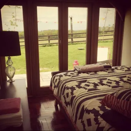 The Oak Barn Eco Tourism Σπίτι διακοπών Dun Leire